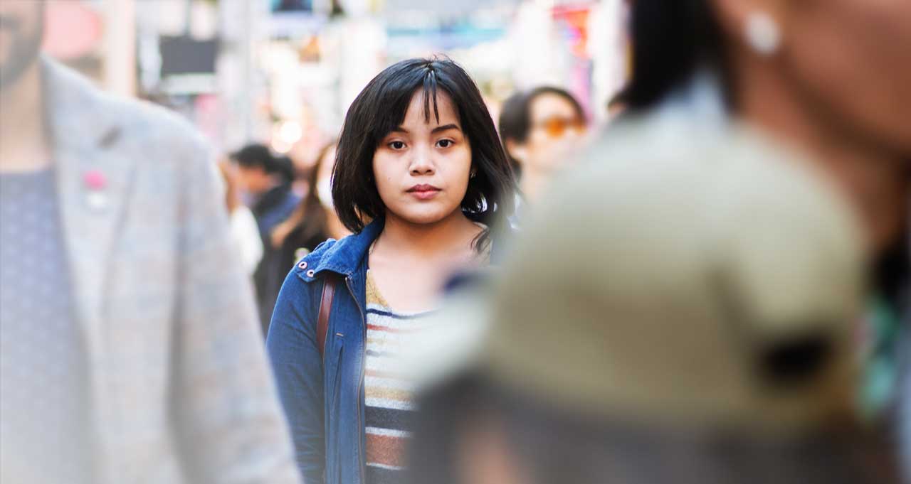 woman isolated in a crowd